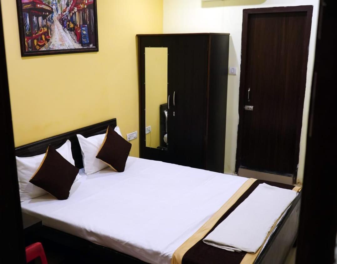 Hotel Atithi Niwas Allāhābād Junction Eksteriør billede